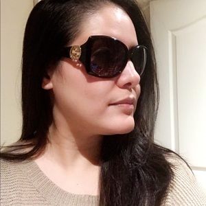 Gucci Sunglasses with Case